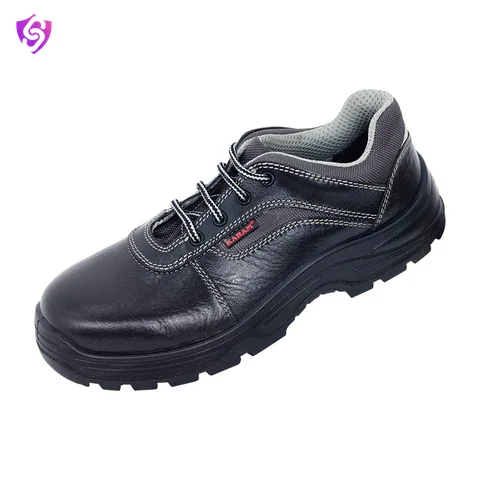 Karam Rugged Black 113RO Leather Safety Shoes With Nitrile Sole